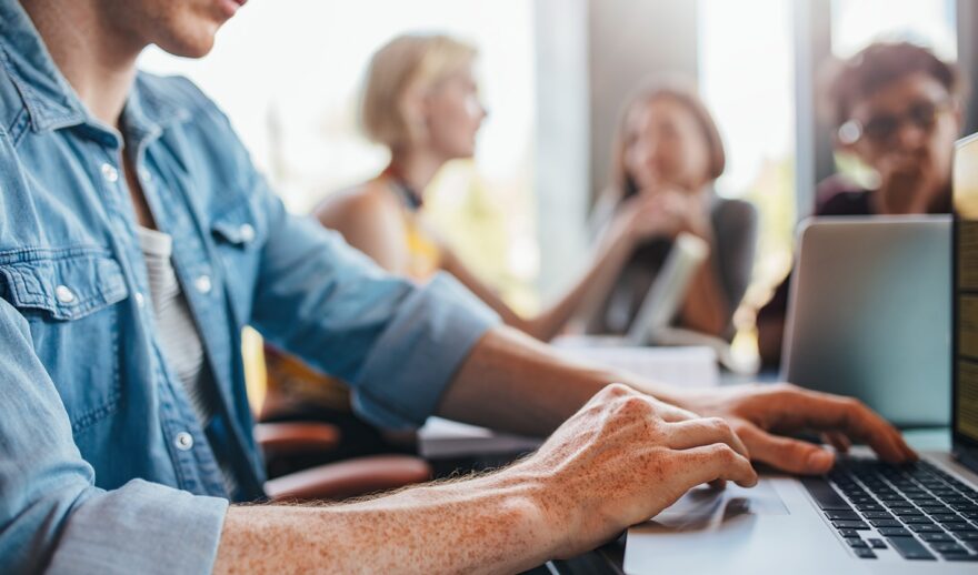 Extending the reach of eduroam to public libraries in Victoria