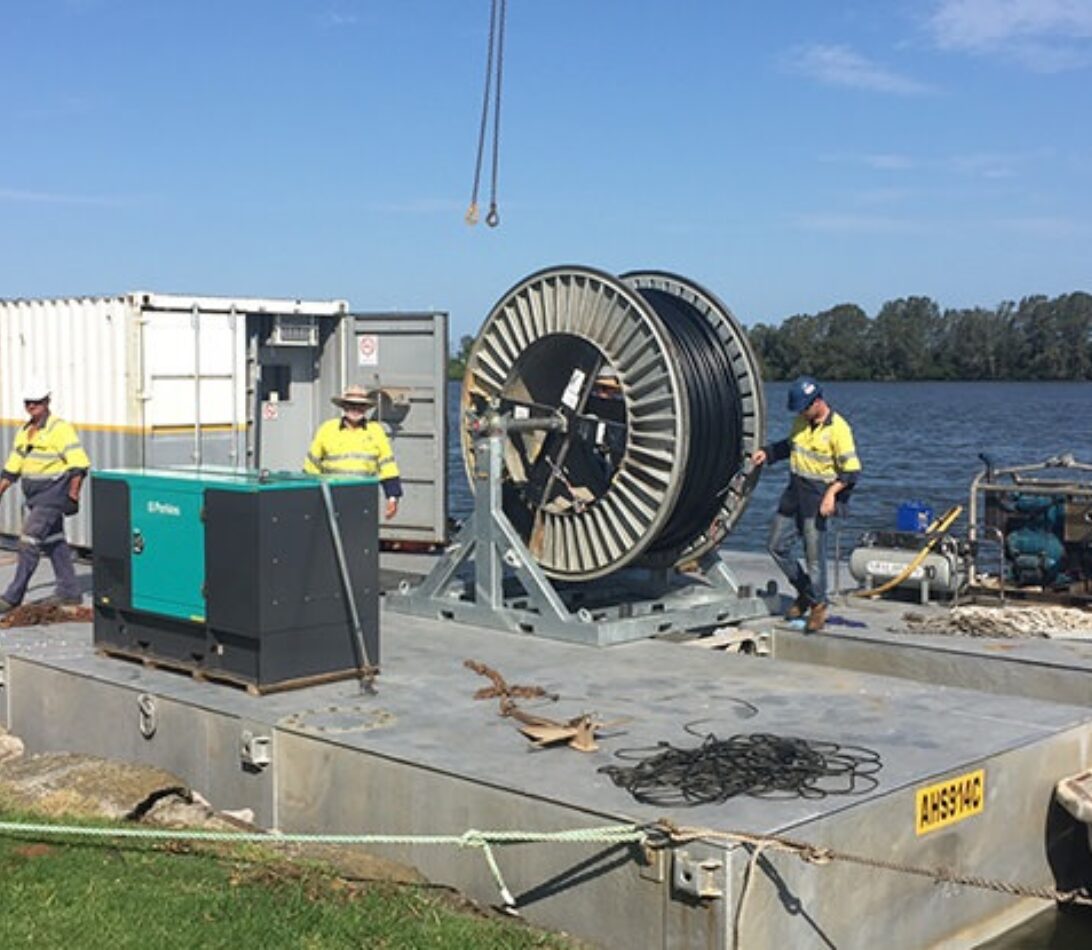 AARNet cable barge Taree UNE build news